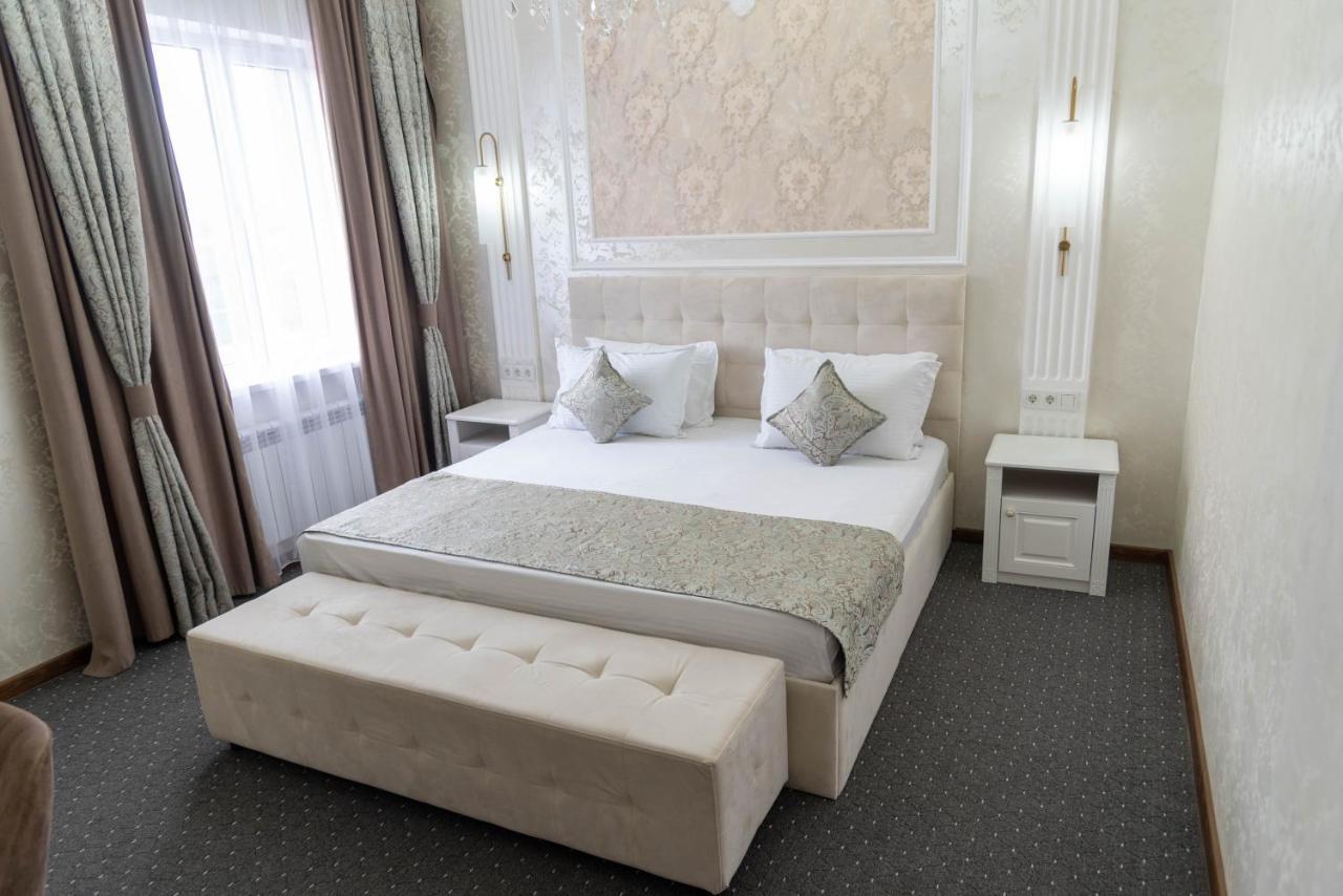 Dora Hotel Simkent Buitenkant foto